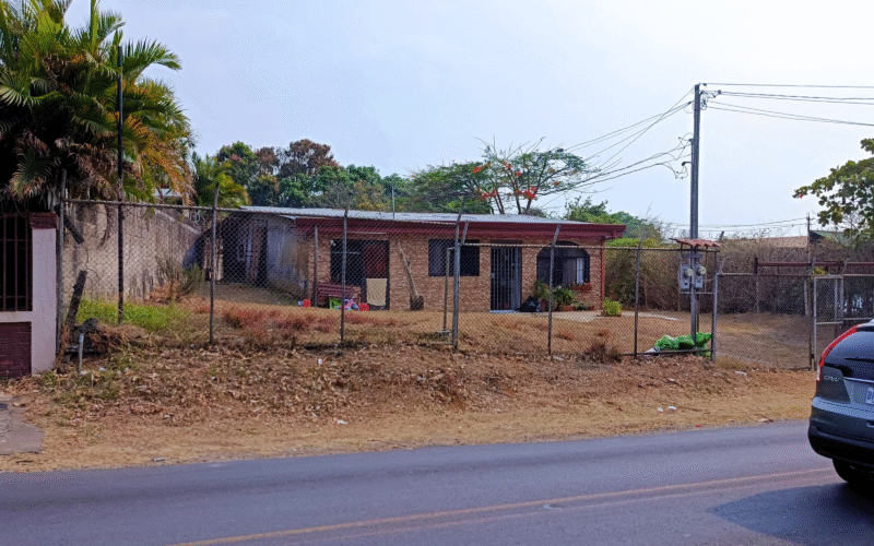 Exclusiva Propiedad en Barrio San José / Alajuela